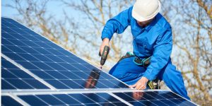 Installation Maintenance Panneaux Solaires Photovoltaïques à Sourans